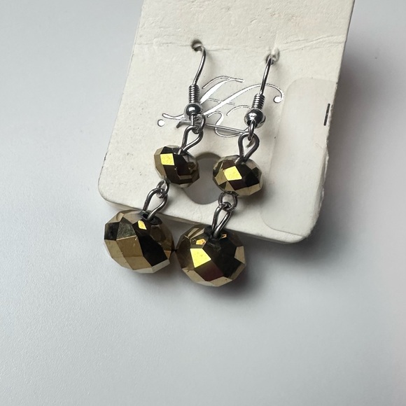 Earrings - Picture 2 of 2